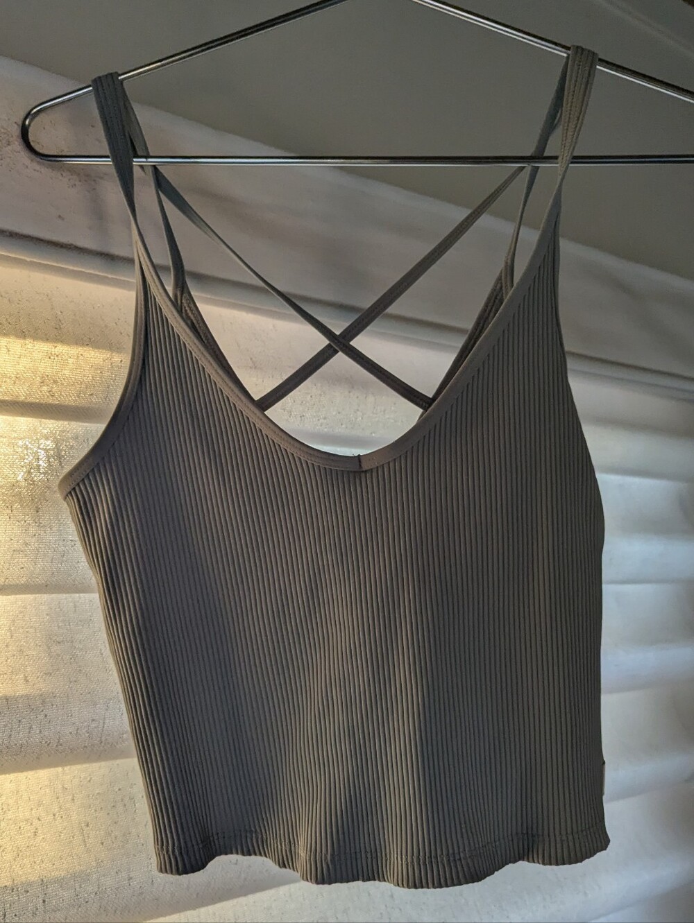 Vuori Ribbed Cross‑Back Top - Picture 1 of 4